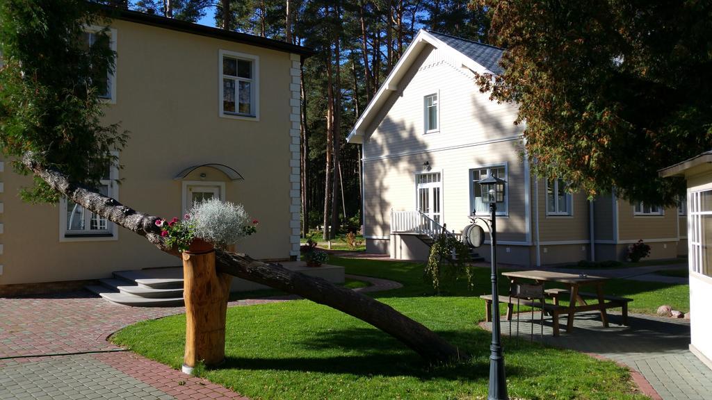 Amber Coast & Sea Aparthotel Jūrkalne Kültér fotó